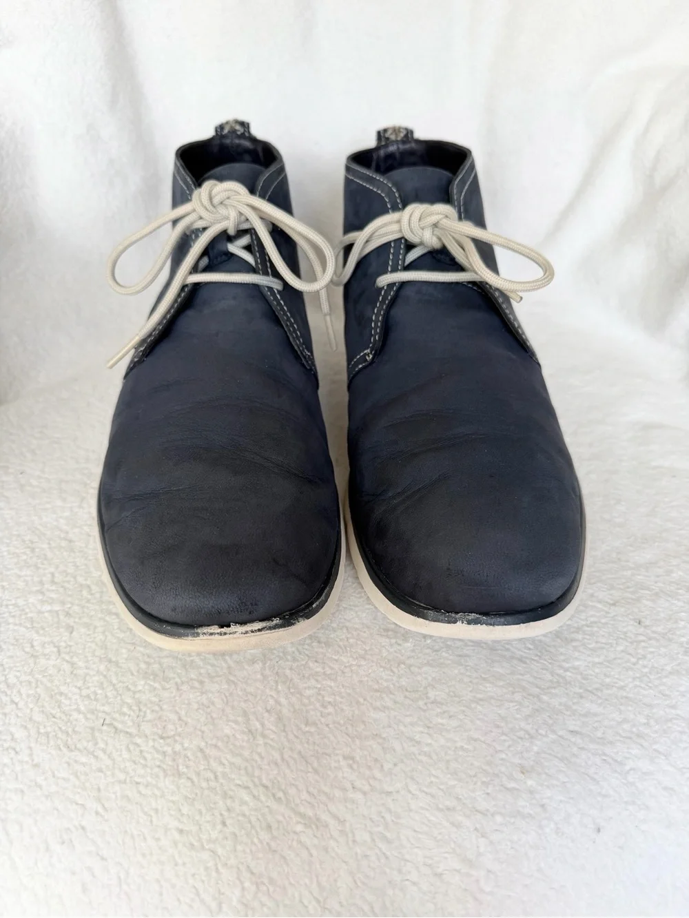 UGG good please